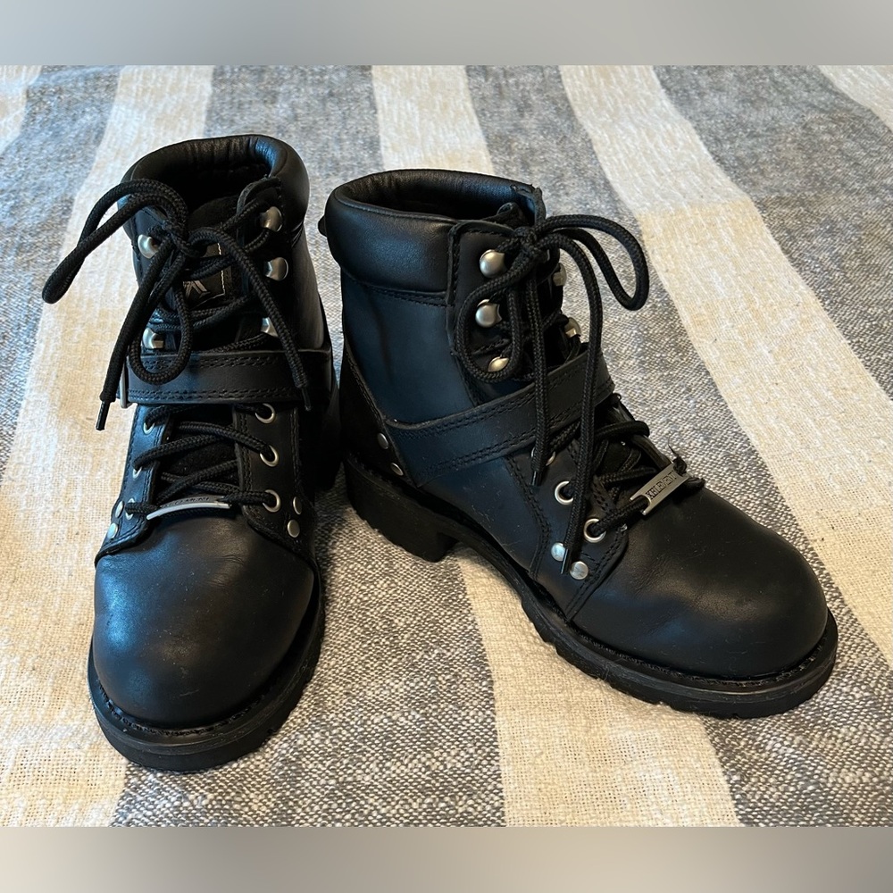 Xelement 2469 Biker Women’s Sz 8M Black Advanced Lace Up Motorcycle Boots